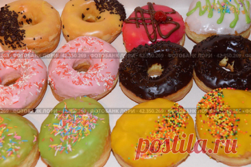 Colorful donuts Стоковое фото, фотограф Ilaronsia / Фотобанк Лори