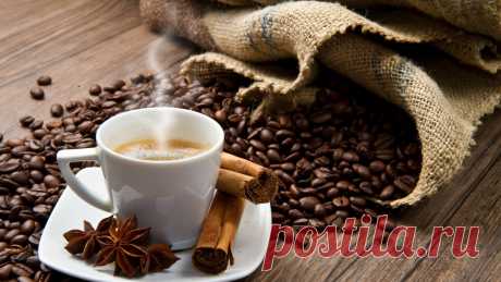 Осенью можно позволить себе разлюбить... Осень все расставляет по местам. Наводит порядок в мыслях и избавляет от ненужных ожиданий. Предвкушать уже нечего – лето прошло, как зевака мимо уличной драки, и поздно махать кулаками: поскандалили,…