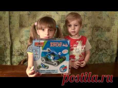 Распаковываем игрушки. Собираем конструктор Build and play - YouTube