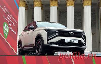 В Москве впервые показан широкой публике кроссовер Lada Azimut. Автомобиль можно увидеть на фестивале "ПроДвижение", который проходит на ВДНХ
