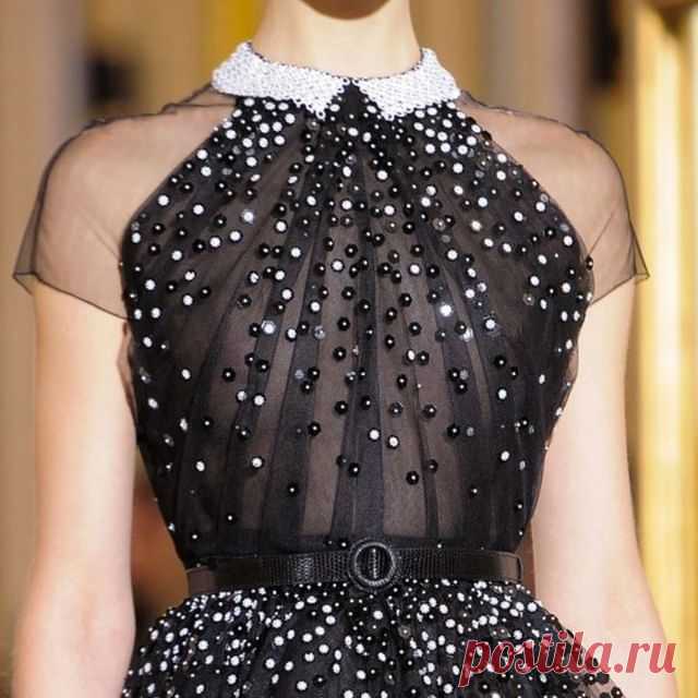 Photo by Fashion & Art  Inspiration!✨ on August 02, 2019.