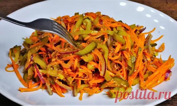 Соленые огурцы по-корейски: минутный салат, очень хорош для рабочих будней - Будет вкусно - Социальная сеть 