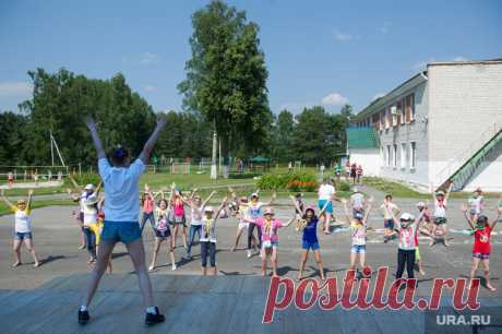 2023-Как собрать ребенка в детский лагерь: инструкция Читайте на URA.RU
