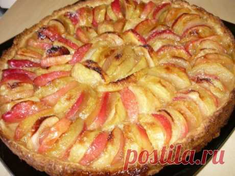 Лучшие кулинарные рецепты : САМЫЙ СОЧНЫЙ ПИРОГ С ЯБЛОКАМИ