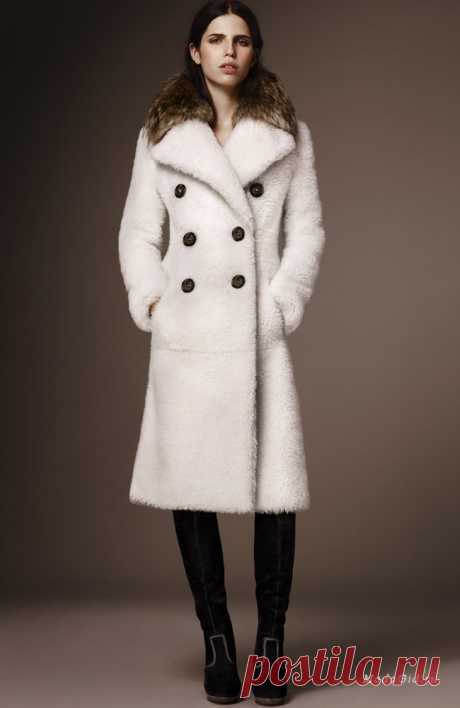 Женская мода: Burberry, Pre-Fall 2016