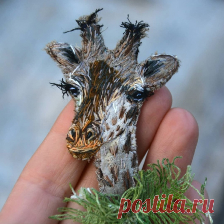 Невероятные и неповторимые броши от naturestitchedart