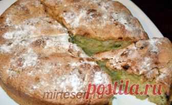 Шарлотка с ревенем - простой и вкусный весенний десерт Уже который год ревень у меня на даче радует сочными черешками с мая и до самой осени. Весной и летом готовлю своим домашним замечательный десерт – нежную, вкусную и ароматную шарлотку с ревенем.
Реце...