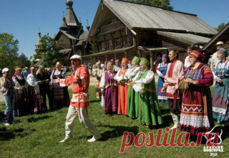 Я люблю тебя - Россия!
Знаю, возглас сей, не нов.
Здесь растрачиваю силы
Средь березок и