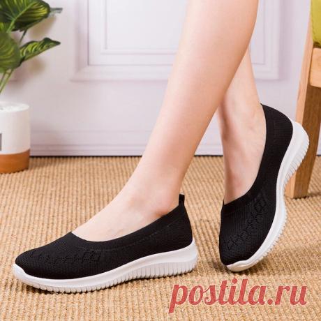 Women Mesh Breathable Easy Slip On Lazy Casual Flat Walking Shoes - US$23.99