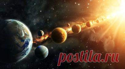 Парад планет на Рождество и не только: какие небесные шоу мы увидим в 2026 году. 2026 год обещает стать периодом повышенного интереса для астрономов-любителей и всех, кто следит за небесными явлениями. В течение года пройдут несколько событий, которые называют «парадами планет». Одно из них придётся на рождественские праздники и станет исключительно редким. Читать далее