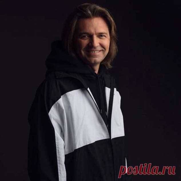 Знакомимся с природой: Дмитрий Маликов с сыном мило покормили уток и лебедей . Милая Я