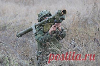 Российские военные сбили украинский штурмовик Су-25 под Угледаром. Российский оператор ПЗРК «Игла» сбил украинский штурмовик Су-25 в районе Угледара, рассказал начальник пресс-центра группировки «Восток» Александр Гордеев. Он пояснил, что морской пехотинец ТОФ «пресек попытку нанесения противником авиаудара по передовым позициям российской группировки на южнодонецком направлении».