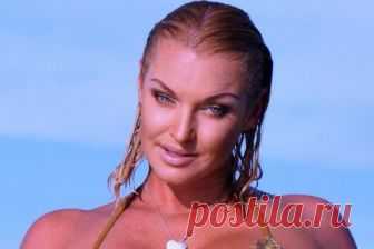 Анастасия Волочкова и очередной шпагат