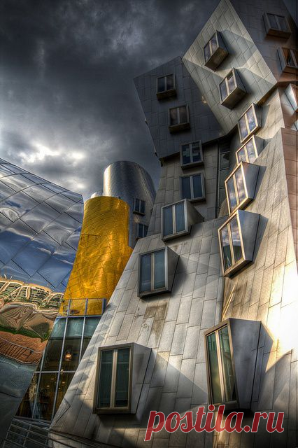 MIT Stata Center by Frank Gehry | UNUSUAL ARCHITECTURE