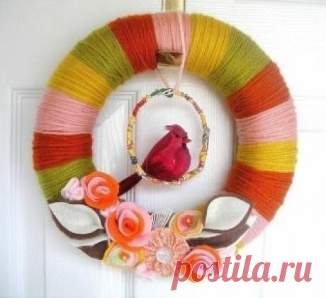 Праздничные венки из пряжи