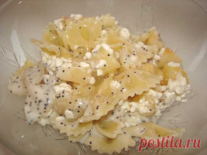 Макароны С Яблоками И Маком Простое и вкусное блюдо. Готовила по журналу «Virtuve…»

Продукты:
макароны ( ракушки, спиральки, бантики) 100 гяблоки 2шт( у меня 4 мелких)творог зернами 200 гсл. масло 1 ст.л.мед 2 ст.л.йогурт натур…