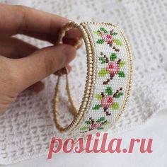 Браслет из бисера