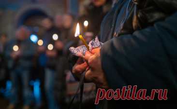 Украина заявила о возвращении тел 1212 погибших военных. Украинский штаб сообщил о возвращении 1212 погибших военнослужащих. Российская сторона объявила о готовности вернуть первую партию тел на прошлой неделе, и обвинила Киев в отказе принять погибших