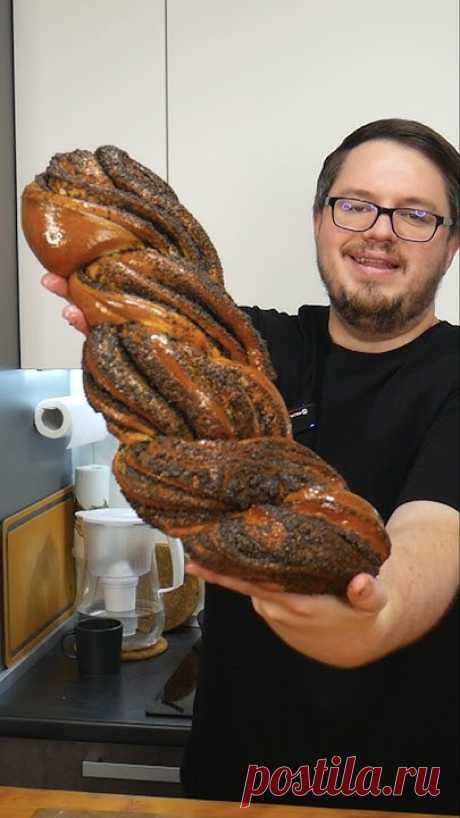 Вкусный сдобный Маковый Рулет и сочная начинкаНе забудь подписаться и поставить лайк Вам понадобится:Тесто:Мука 500гЯйцо СО 1шт (60г)Соль 8гСахар 60гДрожжи 1...