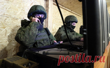 Сальдо сообщил об ударе ВСУ британскими ракетами по пионерлагерю. Британия подтвердила передачу Украине дальнобойных ракет Storm Shadow в середине мая. По словам Сальдо, ВСУ ударили этими ракетами по пионерлагерю в Херсонской области