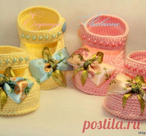 Бабуля_Люда: вязаные пинетки