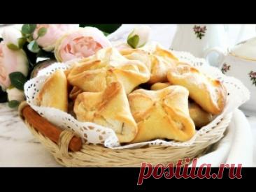 Необычное печенье «Творожные бабочки» Ингредиенты:Тесто-380 гр пшеничной муки в/с-150 гр сметаны-2 яйца-180 гр мягкого сливочного масла-5 гр разрыхлителя-1 ч.л ванильного сахараНачинка-500 гр творога-1 яйцо-100 гр сахара-15 гр крахмала-10 гр ванильного сахара