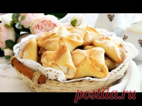 Необычное печенье «Творожные бабочки» Ингредиенты:Тесто-380 гр пшеничной муки в/с-150 гр сметаны-2 яйца-180 гр мягкого сливочного масла-5 гр разрыхлителя-1 ч.л ванильного сахараНачинка-500 гр творога-1 яйцо-100 гр сахара-15 гр крахмала-10 гр ванильного сахара