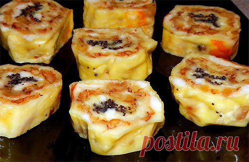 Пикантный сырный рулет (с орешками и маком) -  готовится за 8 минут, при этом подавать такое блюдо можно и на праздничный стол – настолько оно вкусное, ароматное и аппетитное. http://zapekan-ka.ru/pikantnyj-syrnyj-rulet-s-oreshkami-i-makom/