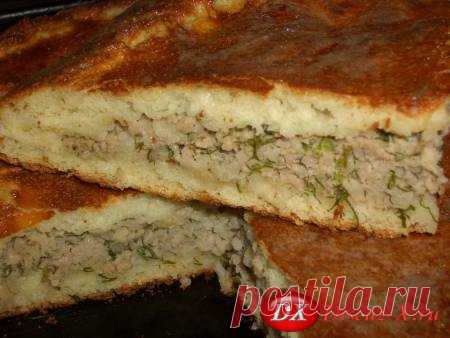 Дрожжевой пирог на манке с мясом,рисом и укропом