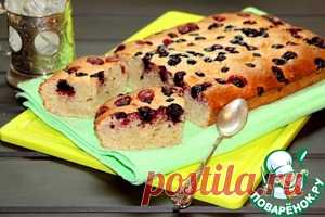 Банановый пирог с черной смородиной - кулинарный рецепт