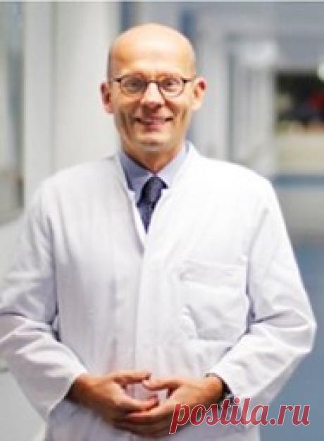 Ортопедические консультации ведущих немецких врачей-ортопедов в
Европейском Центре ортопедии и терапии боли - город Москва, улица Трифоновская 11, (метро Марьина роща или метро Достоевского). Тел. для записи: +7 (495)120-46-92, электронная почта: info@euromed.academy