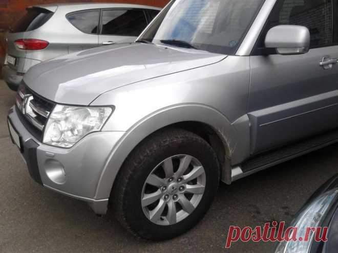 Велик золотник и дорог: покупаем Mitsubishi Pajero IV за 1,3 миллиона рублей Казалось бы, что может быть проще, чем найти этого заслуженного ветерана с таким-то бюджетом! Поэтому, просматривая объявления, я был настроен оптимистично: в отведённую сумму укладывается много машин...