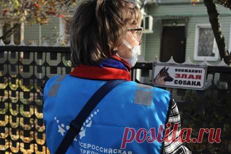 В российском регионе пьяные жильцы избили беременную переписчицу. В Шимановском районе Приамурья пьяные жильцы одного из домов напали на беременную женщину, которая пришла к ним в качестве волонтера переписи населения. Женщину пытались спустить с лестницы и вытолкнуть из жилого дома. По данному факту заведено дело по статье 116 УК РФ («Побои»).