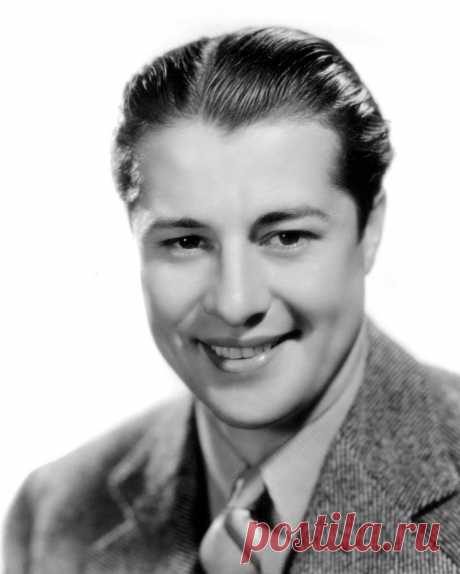 Дон Амичи (Don Ameche)
-  31 мая, 1908