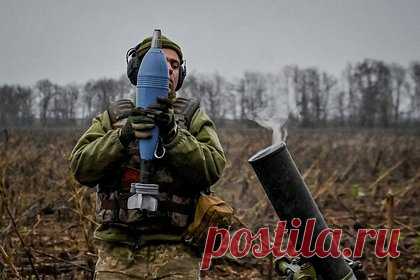 Появились подробности о минометном обстреле ВСУ в российском поселке. Поселок Белая Березка Трубчевского района остался без света после обстрела со стороны Вооруженных сил Украины. Такие подробности привел губернатор Брянской области Александр Богомаз. Он отметил, что ремонтные бригады приступят к восстановительным работам после прекращения обстрелов и работы оперативных служб.