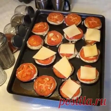 Публикация Кулинария Со Вкусом в Instagram • Янв 25 2017 в 3:49 UTC 4,181 отметок «Нравится», 33 комментариев — Кулинария Со Вкусом (@sovkussom) в Instagram: «@sovkussom -  Настоятельно советую приготовить именно такой вариант, очень вкусно и сочно🤗🤗 2…»