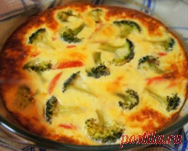 Творожная запеканка с брокколи и кабачками в духовке

Творожная запеканка с брокколи и кабачками, приготовленная в духовке, может стать и быстрым завтраком, и вкусным, лёгким обедом. Предлагаемый нами сегодня рецепт прост и быстр в приготовлении. А блюдо получается нежным и прекрасным на вкус, очень лёгким и торжественным! Творожная запеканка с брокколи и кабачками в силу состава и способа приготовления является достаточно диетической и подходит даже для детского питания! ...