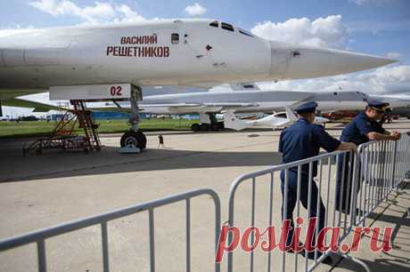 Одобрено Сердюковым: «Туполев» и КАЗ подчинят фирме «Ильюшина»? - Авиаторы и их друзья - медиаплатформа МирТесен «Ростех» объединяет конструкторские бюро «Ту», «Ил», авиазаводы в Казани, Воронеже и Ульяновске Реформа попавшей под крыло Сергея Чемезова Объединенной авиастроительной корпорации становится все радикальнее. По информации «БИЗНЕС Online», на повестке дня объединение под единым управлением