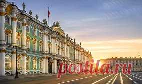 27 мая 1703 года Петром I был основан город Санкт-Петербург.
____________________________________________________
С   Д Н Ё М   Р О Ж Д Е Н И Я,  ВЕЛИКИЙ ГОРОД!!!
Пусть не хватает здесь солнышка ясного —
Света добавят улыбки друзей.
С праздником, город! Не хмурься напрасно,
Вспомни о добром, гляди веселей.
С праздником, жители Санкт-Петербурга!
Вам ведь сегодня гулять до зари,
И на Неве встретить новое утро,
И пожелать всем счастливой любви!