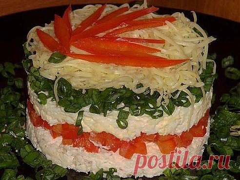 Праздничный салат «калейдоскоп» - красивый и очень вкусный салатик.	Рецепт ➨ http://www.odnoklassniki.ru/group/51789493502107