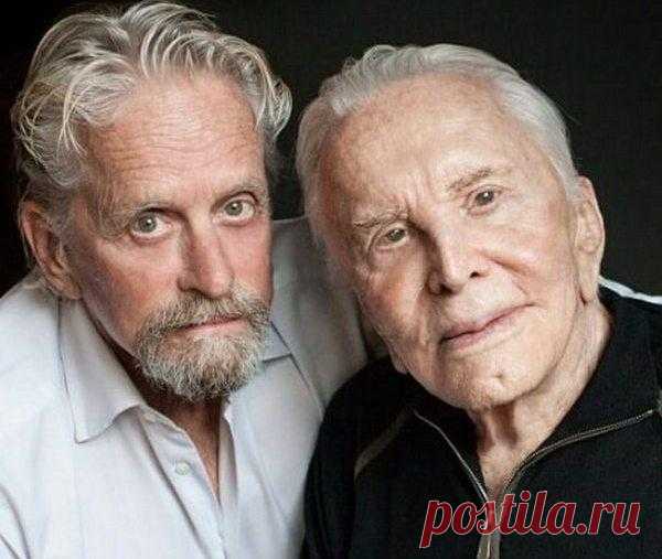 101-летний Кирк Дуглас на фото с правнучкой: трогательный семейный снимок актера