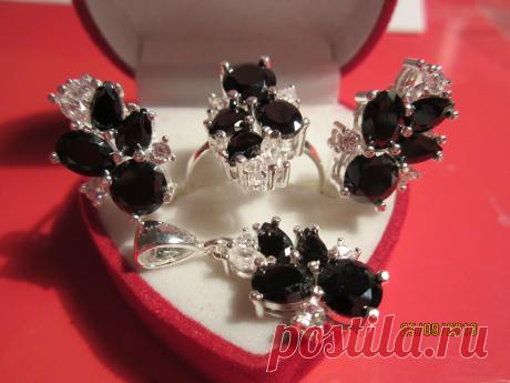 СЕРЕБРО. КОМПЛЕКТ С ОНИКСОМ.