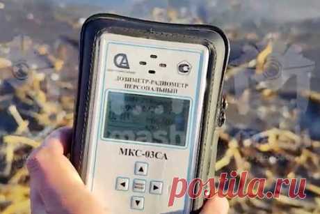 Жителей одного города предупредили об опасном уровне радиации из-за шторма. Жителей Мариуполя предупредили о потенциально опасном уровне радиации после шторма. Море вымыло большую часть обычного песка на городском пляже и оголило черный ториевый слой. Дозиметр показывает 4,04 микрозиверта в час, тогда как нормальный уровень радиации на этом участке — 0,2 микрозиверта.