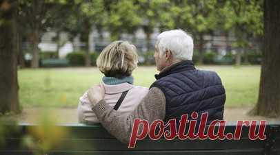 Геронтолог Москалёв назвал образ жизни главным фактором долголетия. Учёный-генетик, геронтолог, член-корреспондент РАН и доктор биологических наук Алексей Москалёв рассказал, что образ жизни является главным фактором долголетия. Читать далее