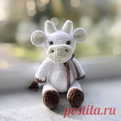 PDF Бычок крючком. FREE crochet pattern; Аmigurumi animal patterns. Амигуруми схемы и описания на русском. Вязаные игрушки и поделки своими руками #amimore - корова, коровка, телёнок, плюшевый бык, большой бычок из плюшевой пряжи.