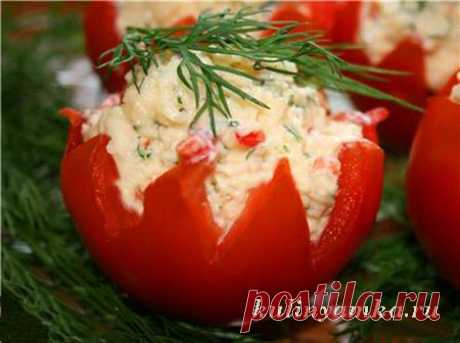 Помидоры с сыром и чесноком