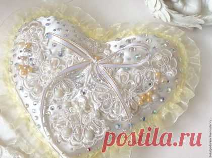 Купить Подушечка для колец " Сердце" - бежевый, подушка, подушечка для загса, подушечка на свадьбу