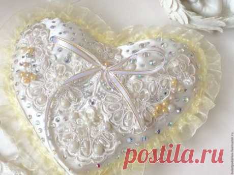 Купить Подушечка для колец " Сердце" - бежевый, подушка, подушечка для загса, подушечка на свадьбу