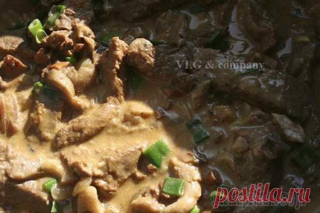 Мясо в розовом соусе