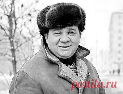 Евгений Леонов